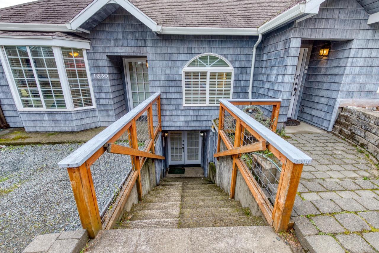 Berni'S Ocean View Castle - Home Sweet Homestead Oceanside Exterior foto